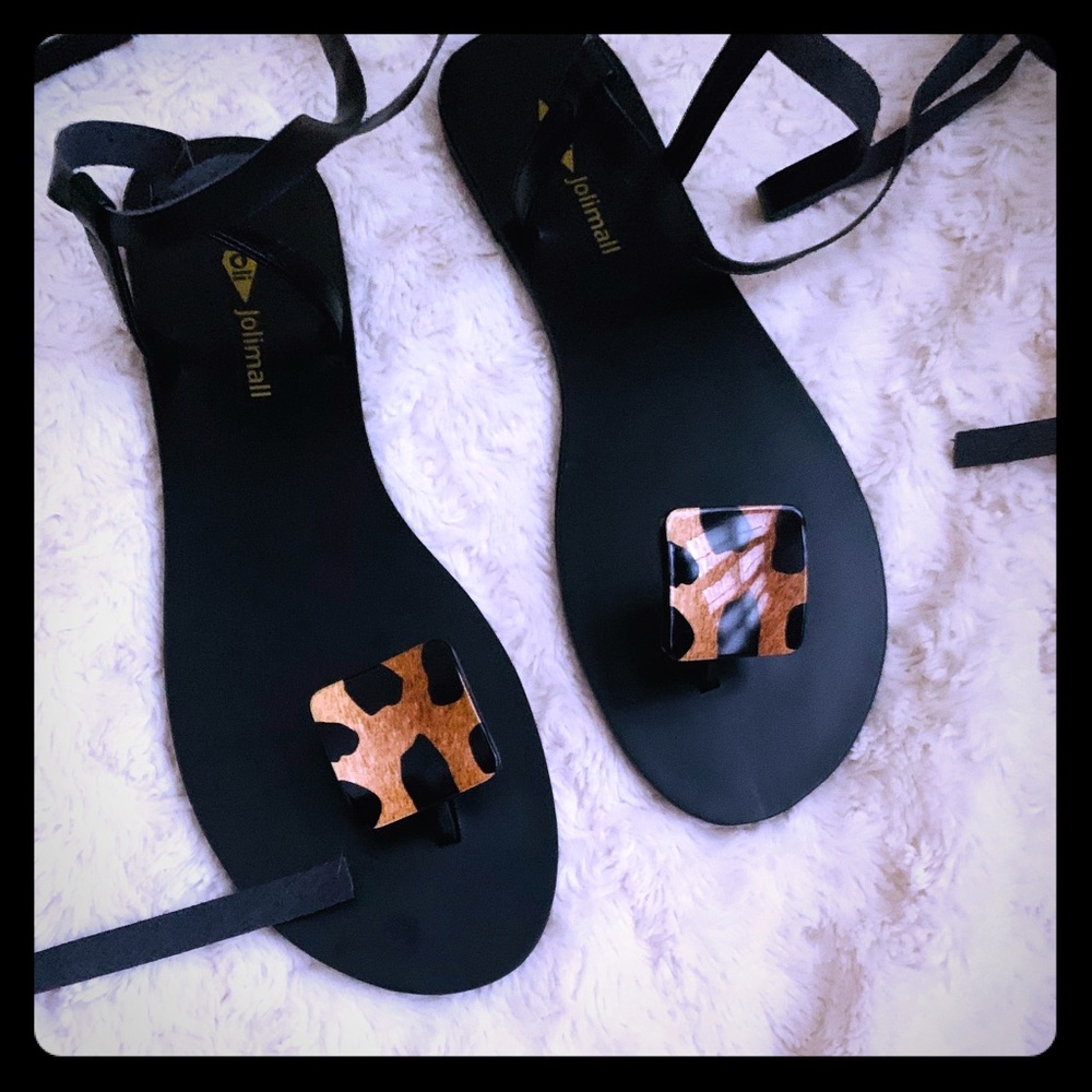 Excellent condition ankle wrap cheetah sandal